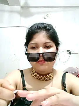 Snapshot of Nusrat-N chatting on September 2025 02:42:02 PM Nusrat-N online show from September 2025 02:42:02 PM