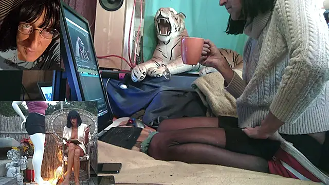 SissiDomination online show from November 2025 09:35:01 PM