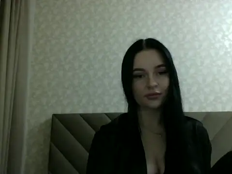 Snapshot of Lulii24 chatting on October 2025 10:42:02 PM Lulii24 online show from October 2025 10:42:02 PM