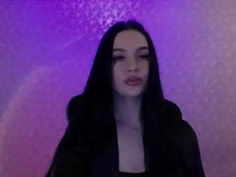 Lulii24 online show from June 2026 10:46:02 PM