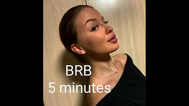 LaurennHill online show from September 2025 12:11:01 AM