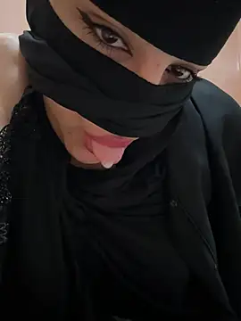  Laiali  online show from February 2026 09:24:02 PM