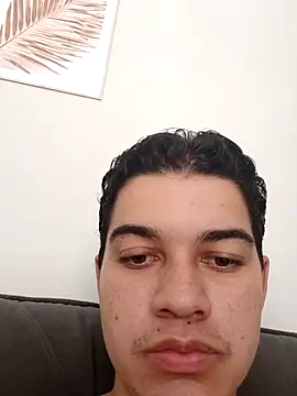 maiconprx10 online show from February 2026 03:40:02 PM