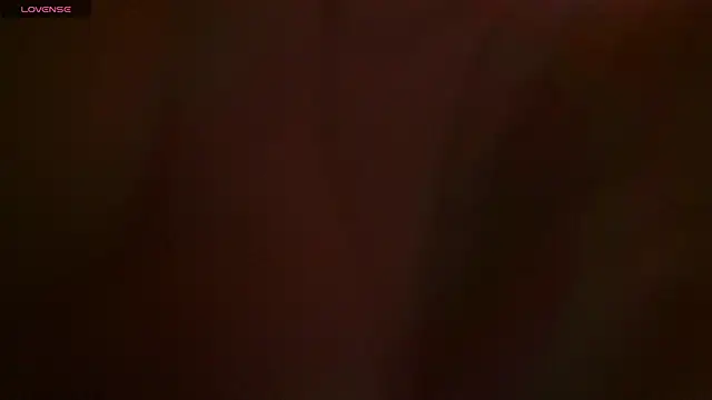 Snapshot of _Aron_Piter_ chatting on November 2025 10:43:01 PM Aron Piter online show from November 2025 10:43:01 PM