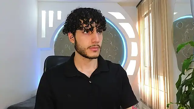 Rafael Mendezz online show from September 2025 08:53:01 PM