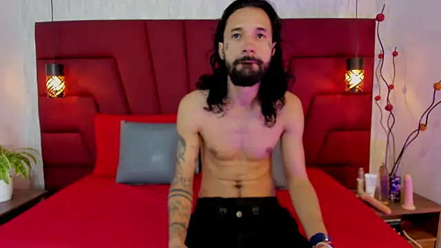 Snapshot of Hisoka_011 chatting on September 2025 12:05:01 PM Hisoka 011 online show from September 2025 12:05:01 PM