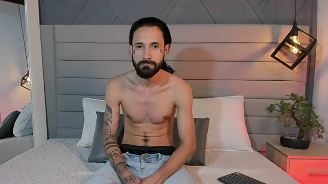 Snapshot of Hisoka_011 chatting on September 2025 08:11:02 PM Hisoka 011 online show from September 2025 08:11:02 PM