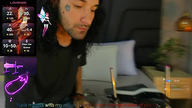 Snapshot of Hisoka_011 chatting on October 2025 02:56:02 AM Hisoka 011 online show from October 2025 02:56:02 AM