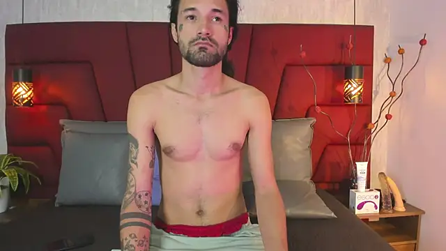 Snapshot of Hisoka_011 chatting on October 2025 07:49:01 PM Hisoka 011 online show from October 2025 07:49:01 PM