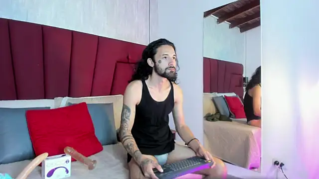 Snapshot of Hisoka_011 chatting on November 2025 01:00:02 AM Hisoka 011 online show from November 2025 01:00:02 AM