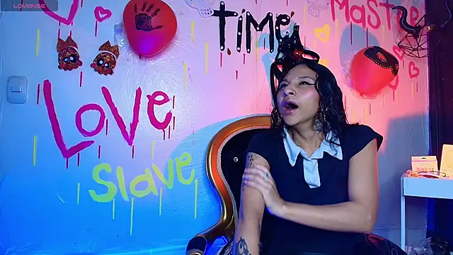 Sweettpleasure online show from November 2025 02:02:01 PM