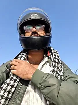 YoursThickDick online show from January 2026 04:06:01 AM