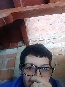 Snapshot of Alani_Queen chatting on September 2025 07:47:01 PM Alani Queen online show from September 2025 07:47:01 PM