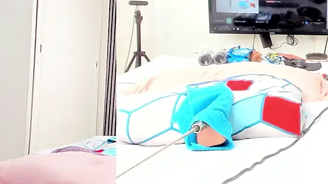 Snapshot of Alani_Queen chatting on October 2025 08:09:01 PM Alani Queen online show from October 2025 08:09:01 PM