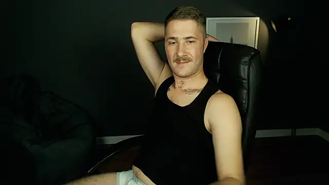 Snapshot of Mr_At_ chatting on September 2025 07:10:02 AM Mr At  online show from September 2025 07:10:02 AM