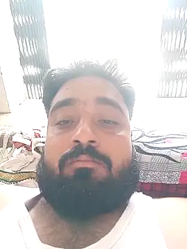 Raju fuckerr online show from October 2025 06:45:01 AM