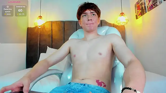 Oscar and dani online show from September 2025 03:28:01 AM