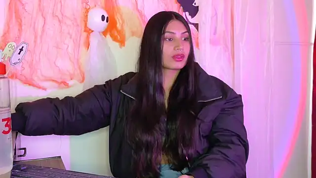 Linda andrew online show from October 2025 06:42:02 PM