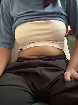 kissujaan online show from November 2025 10:14:02 AM