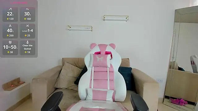 april smiith online show from February 2026 01:07:01 PM