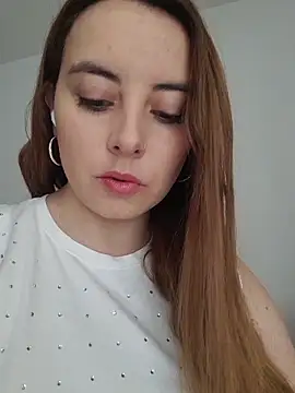 Scarlett Pink Rose online show from November 2025 08:00:01 PM