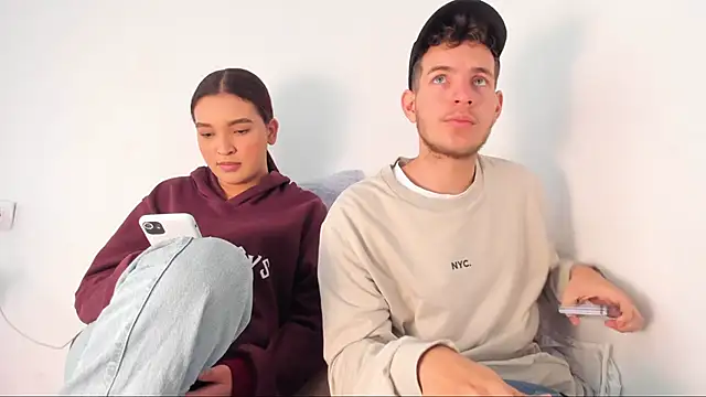 lara and danny online show from November 2025 03:02:01 PM