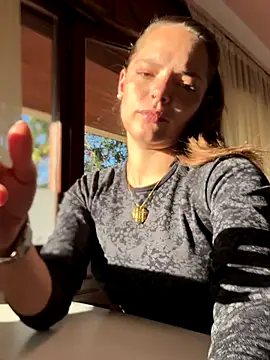 Wildmaca online show from October 2025 08:27:05 AM