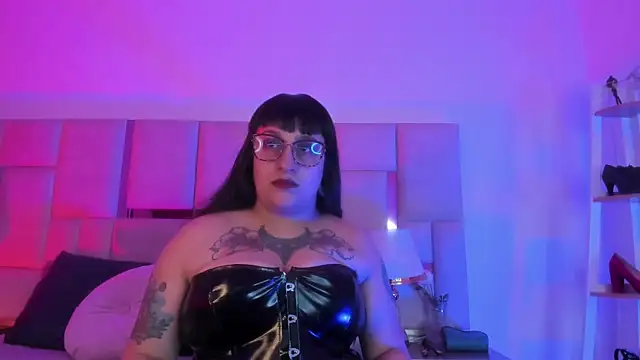 Violett Novoa online show from January 2026 08:23:01 PM