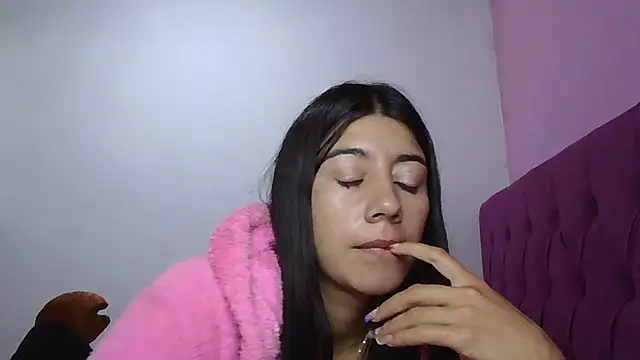 Madow Lu online show from October 2025 01:18:02 PM