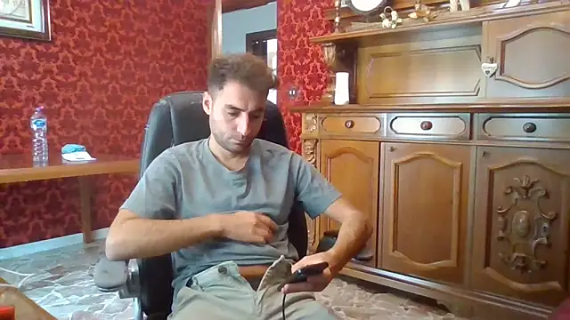 Snapshot of Torissimo92 chatting on October 2025 10:18:01 AM Torissimo92 online show from October 2025 10:18:01 AM