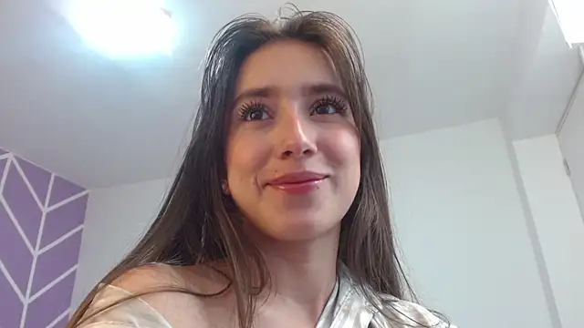 Adhara Kitten online show from October 2025 01:00:01 PM