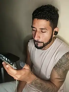 Alexsexygamer online show from October 2025 02:32:01 AM