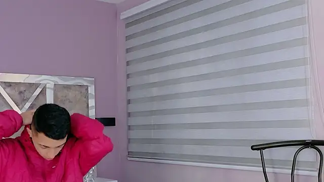 Snapshot of NickandAbby_ chatting on November 2025 11:58:01 AM NickandAbby online show from November 2025 11:58:01 AM