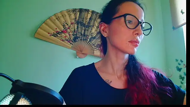 KiotoShine online show from November 2025 12:16:02 PM