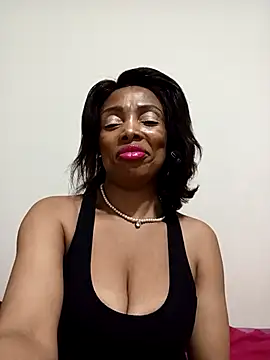 SEXYMOANSXX online show from December 2025 09:01:02 PM