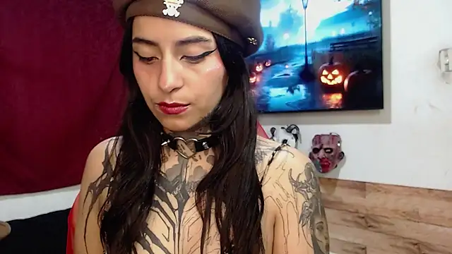 Snapshot of Julls420 chatting on October 2025 05:07:02 AM Julls420 online show from October 2025 05:07:02 AM