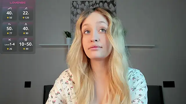 Julliakoill online show from November 2025 07:31:01 AM