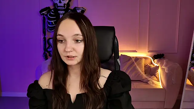 Snapshot of ameliaglamour chatting on October 2025 10:55:01 AM ameliaglamour online show from October 2025 10:55:01 AM