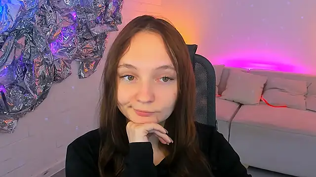 Snapshot of ameliaglamour chatting on November 2025 01:00:02 PM ameliaglamour online show from November 2025 01:00:02 PM