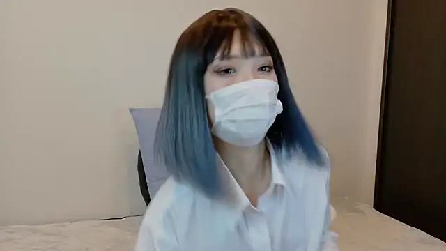 sarina at online show from February 2026 09:27:02 AM