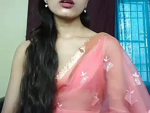 ROSE GOLDE online show from September 2025 09:09:01 AM