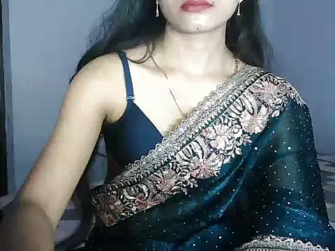 ROSE GOLDE online show from February 2026 12:52:02 AM