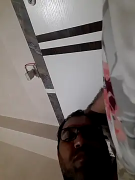 Snapshot of Hot-boy077 chatting on October 2025 04:35:02 AM Hot-boy077 online show from October 2025 04:35:02 AM