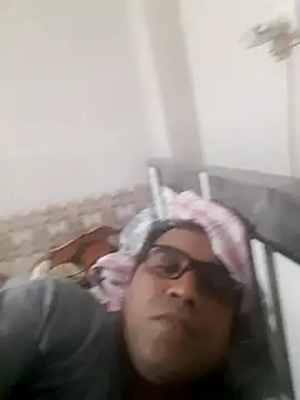 Snapshot of Hot-boy077 chatting on November 2025 03:15:02 PM Hot-boy077 online show from November 2025 03:15:02 PM