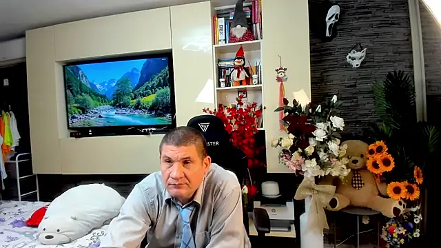 SpartacusDaddy48 online show from May 2026 12:07:01 AM