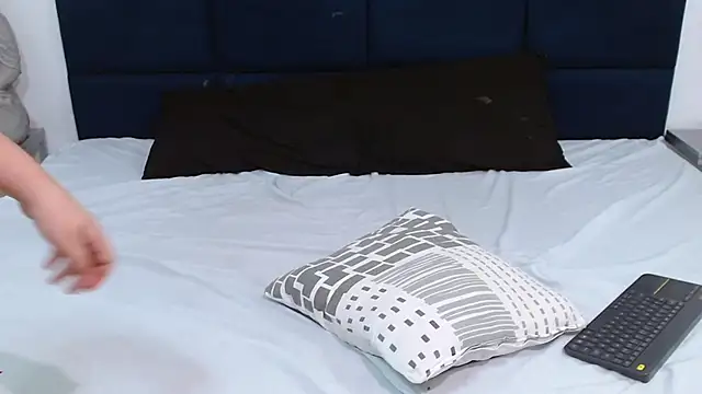 Abby-campbel online show from November 2025 09:37:02 PM