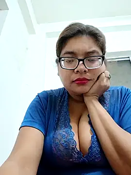 Elie couple143 online show from November 2025 06:52:02 PM