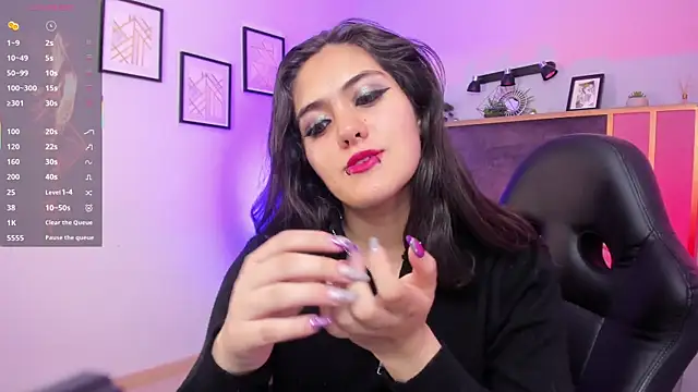 Azurra amatto2 online show from October 2025 08:28:01 PM