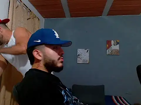 Snapshot of Ethan_Tomm chatting on December 2025 12:08:01 AM Ethan Tomm online show from December 2025 12:08:01 AM