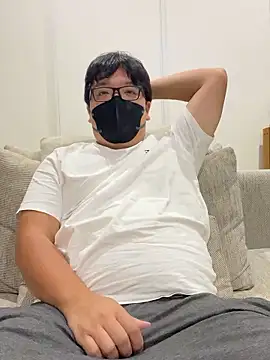 Snapshot of I_SHO0106 chatting on October 2025 09:37:01 AM I SHO0106 online show from October 2025 09:37:01 AM